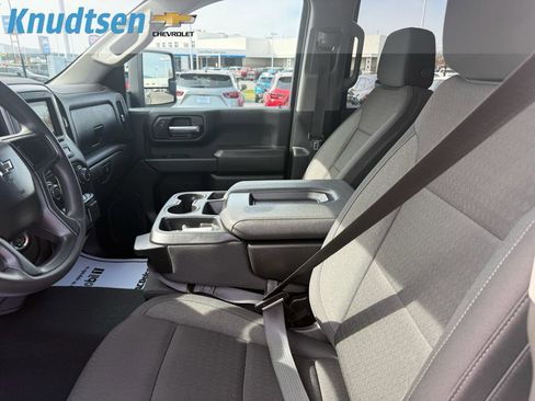 Used 2026 Chevrolet Silverado 2500 Custom w/ Custom Value Package AWD/4WD image 19