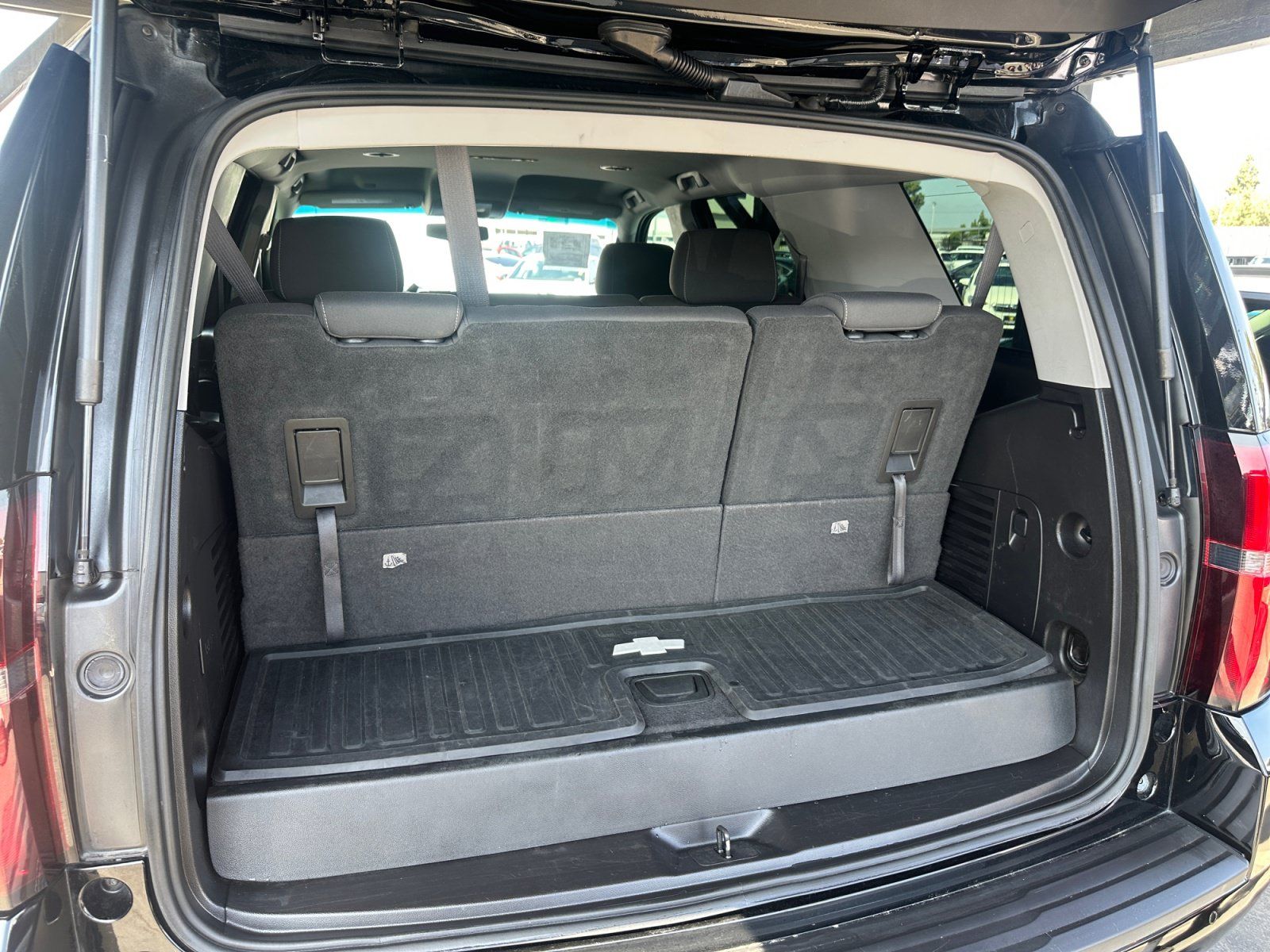 Used 2016 Chevrolet Tahoe LS w/ Max Trailering Package RWD image 30