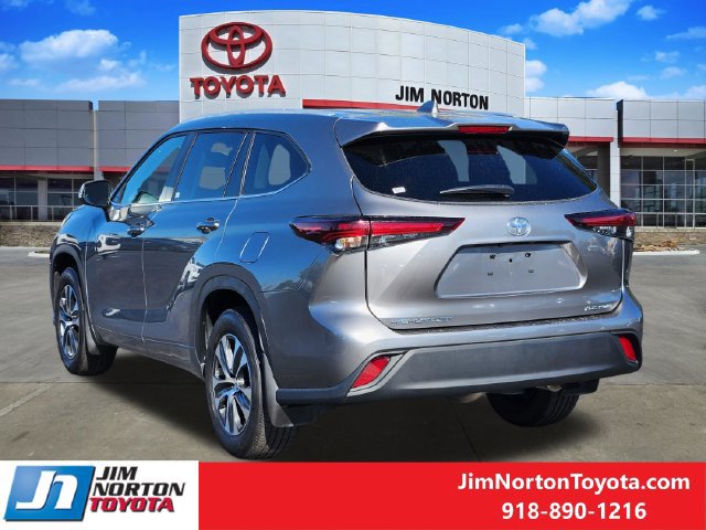Used 2026 Toyota Highlander XLE AWD/4WD image 7