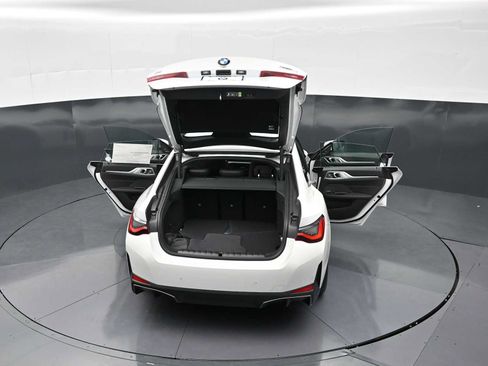 New 2026 BMW i4 eDrive40 w/ Premium Package RWD image 34