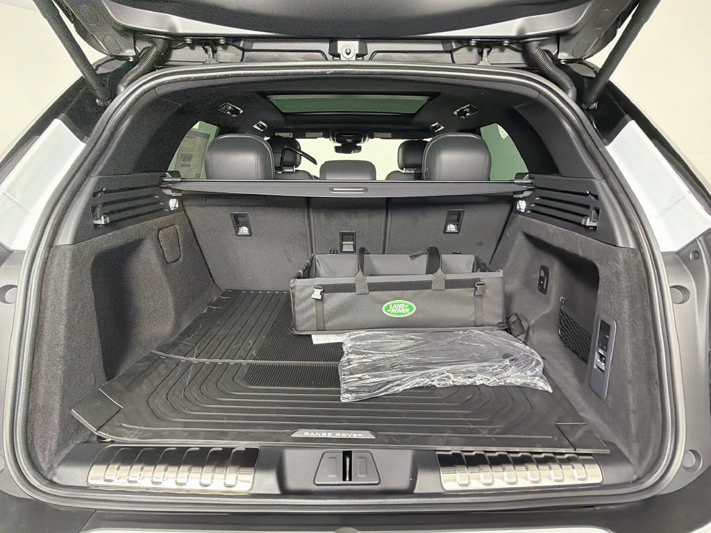 New 2027 Land Rover Range Rover Sport Dynamic SE AWD/4WD image 28