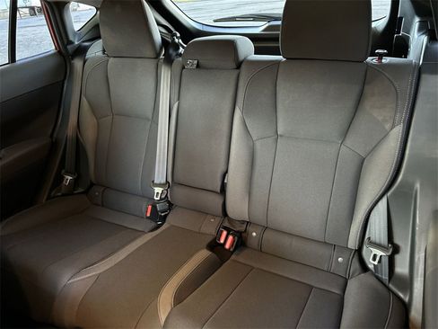 Used 2025 Subaru Crosstrek 2.0i Premium image 23