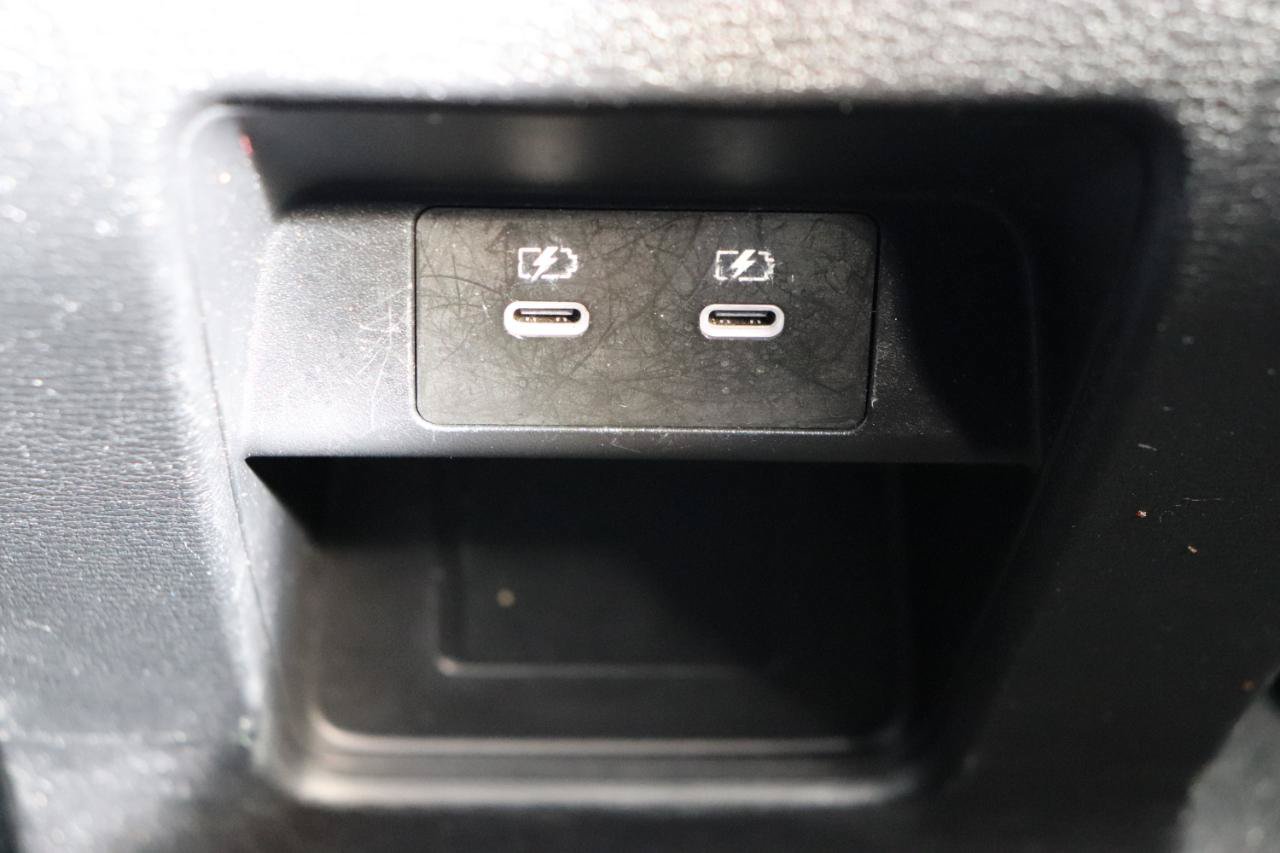 Used 2025 Mitsubishi Outlander SE FWD image 22