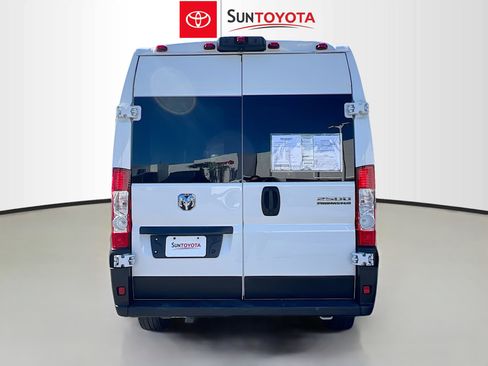 Used 2023 RAM ProMaster 2500 image 5