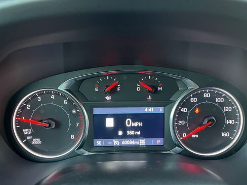 Used 2023 GMC Acadia SLT image 44