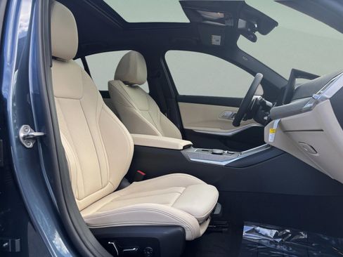 New 2026 BMW 330i xDrive Sedan w/ Convenience Package image 21