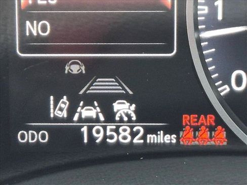 Used 2025 Lexus NX 250 FWD w/ Towing Package (2000 Lbs) image 6