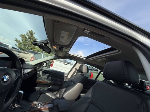 Used 2011 BMW 335i Sedan RWD image 33