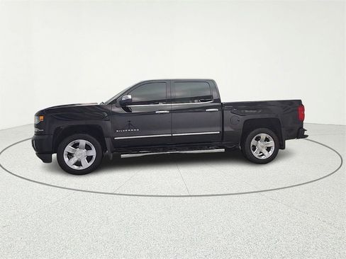 Used 2018 Chevrolet Silverado 1500 LTZ Z71 w/ LTZ Plus Package image 4