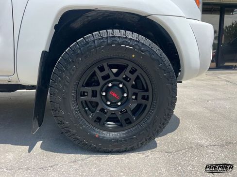 Used 2009 Toyota Tacoma PreRunner RWD image 45