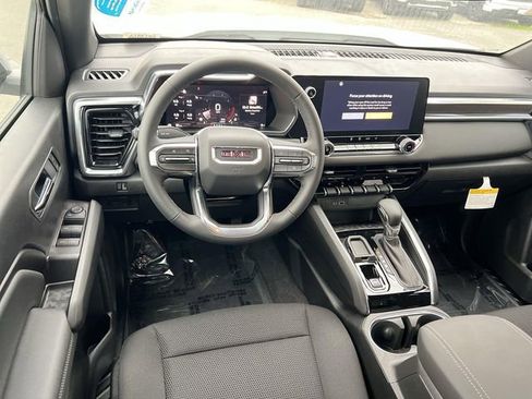 New 2026 GMC Canyon Elevation image 11