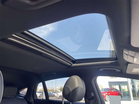 Used 2019 Mercedes-Benz GLC 300 4MATIC Coupe image 33