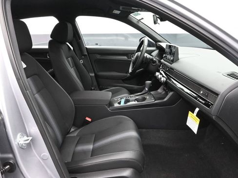 Used 2025 Honda Civic Sport image 38