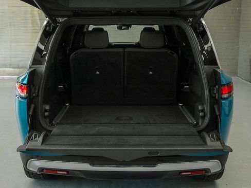 Used 2023 Rivian R1S Adventure AWD/4WD image 29