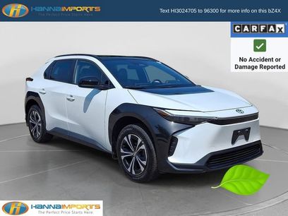 Used 2025 Toyota bZ4X FWD w/ Weather Package