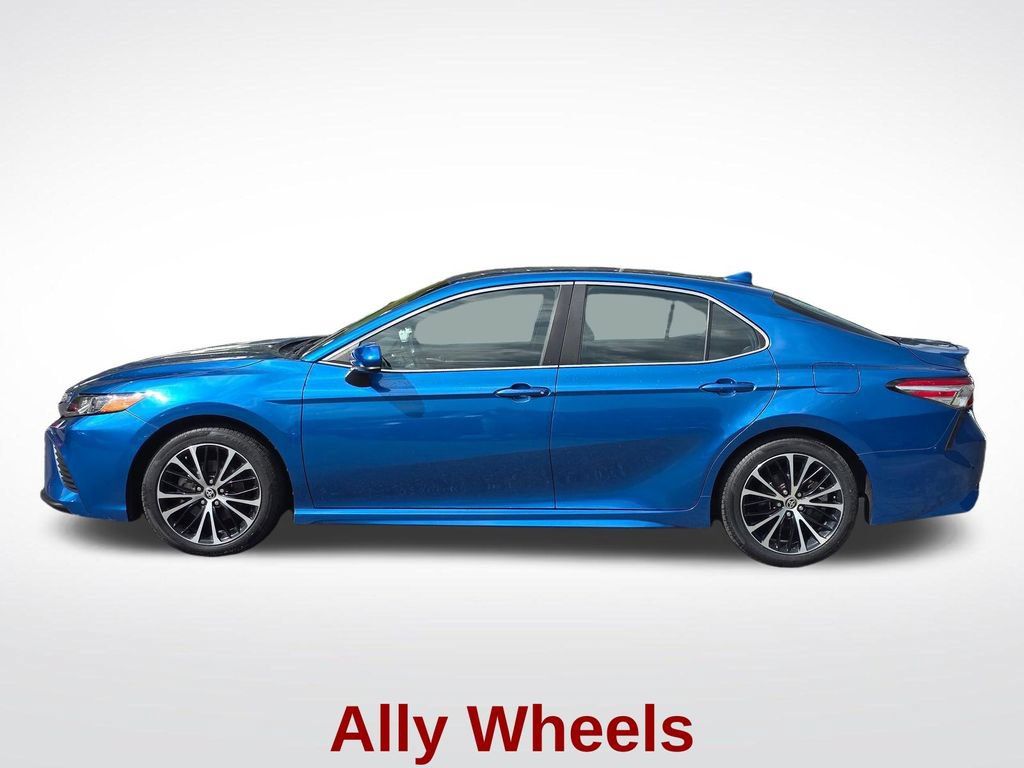 Used 2020 Toyota Camry SE FWD image 15