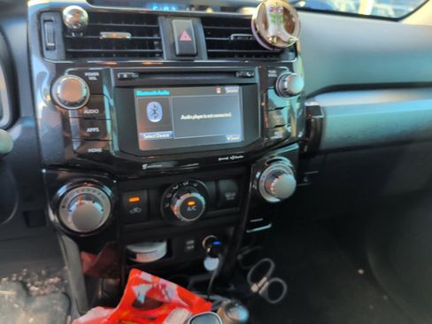 Used 2018 Toyota 4Runner TRD Off-Road Premium image 6