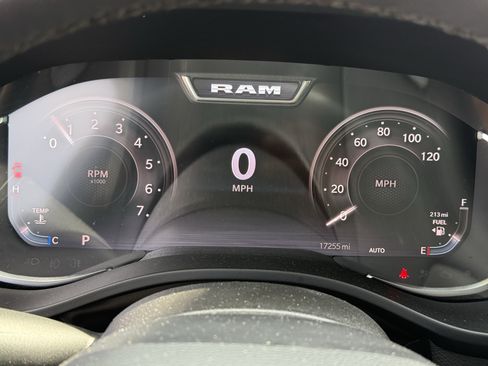 Used 2025 RAM 1500 Big Horn AWD/4WD image 14