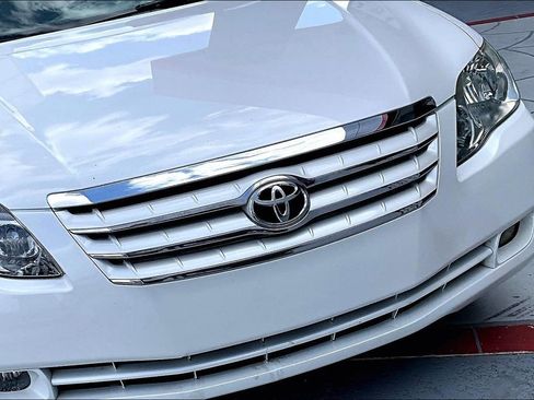 Used 2007 Toyota Avalon Limited image 29