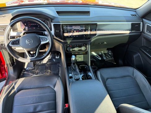 Used 2020 Volkswagen Atlas Cross Sport SEL Premium R-Line image 17