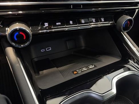 New 2026 Chevrolet Traverse LT w/ Driver Confidence Package image 21