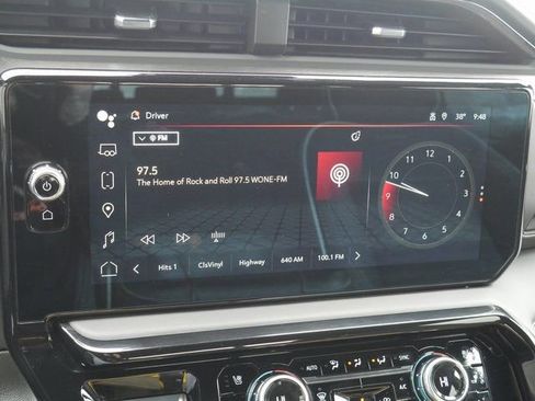 Used 2023 GMC Sierra 1500 AT4X image 23