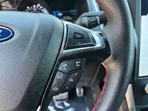 Certified 2024 Ford Edge ST-Line AWD/4WD image 33