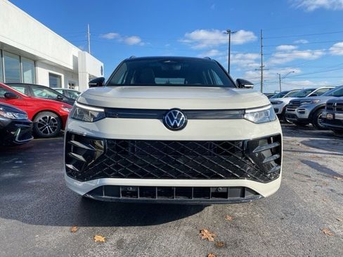 New 2026 Volkswagen Tiguan SE R-Line image 7