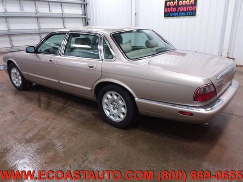 Used 1998 Jaguar XJ8 image 6