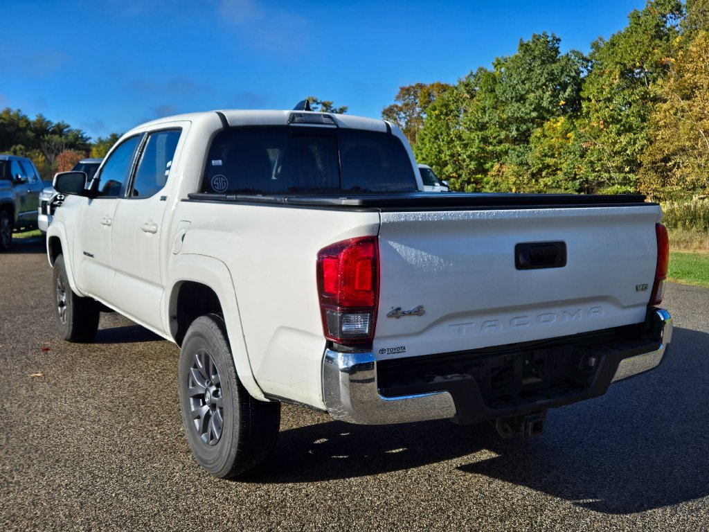 Used 2023 Toyota Tacoma SR5 AWD/4WD image 3