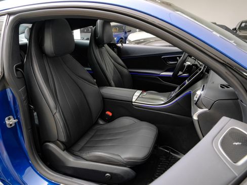Used 2025 Mercedes-Benz CLE 300 4MATIC Coupe w/ AMG Line image 31