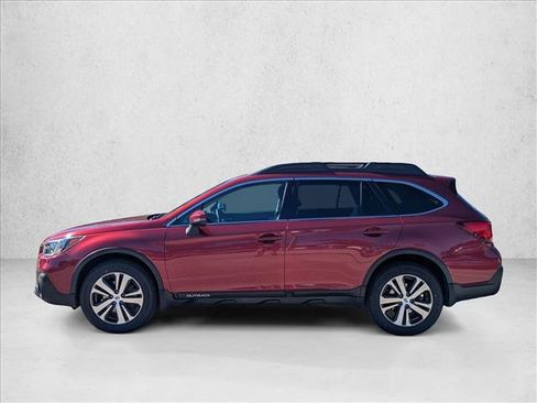 Used 2018 Subaru Outback 3.6R Limited image 8