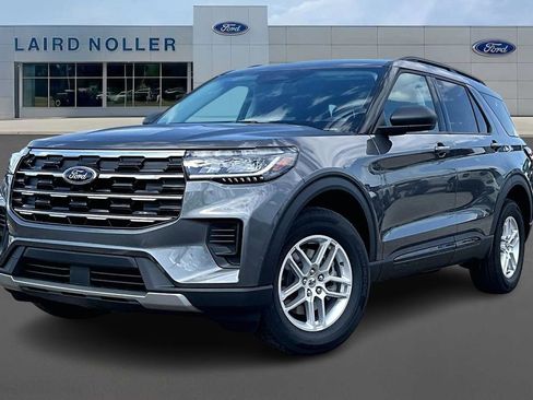 New 2026 Ford Explorer Active AWD/4WD image 1