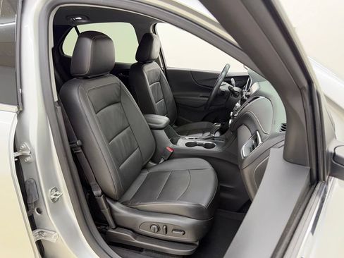 Used 2021 Chevrolet Equinox Premier AWD/4WD image 11