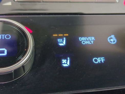 Used 2025 Hyundai Santa Fe Limited image 29