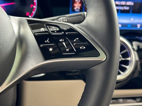Certified 2026 Mercedes-Benz GLA 250 image 31