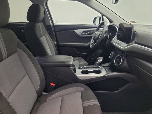 Used 2024 Chevrolet Blazer LT w/ Convenience Package image 21