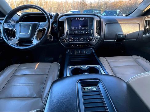 Used 2018 GMC Sierra 1500 Denali w/ Denali Ultimate Package image 16