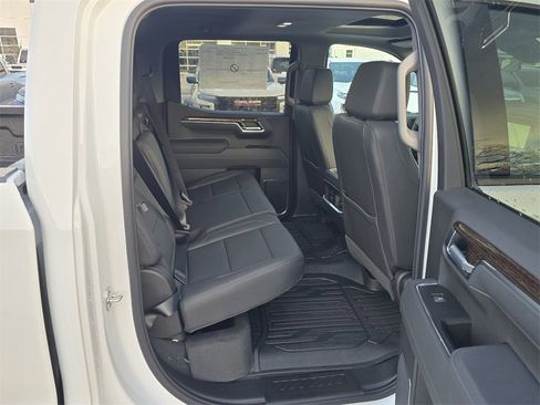 New 2026 GMC Sierra 1500 Elevation w/ Elevation Premium Package image 32