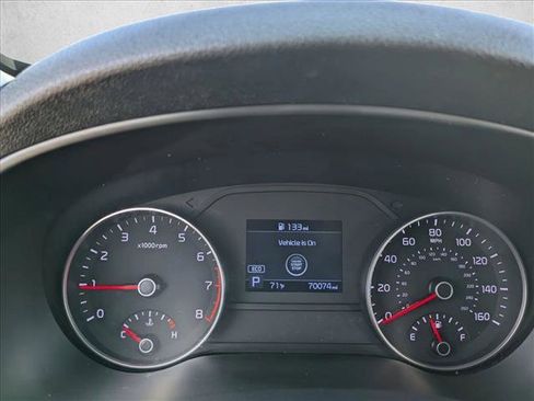 Used 2020 Kia Sportage EX image 11