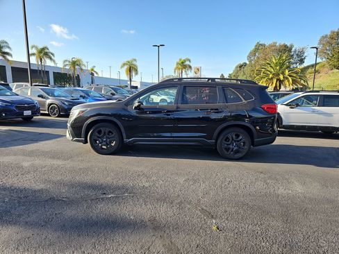 Used 2023 Subaru Ascent Onyx Edition Limited image 4