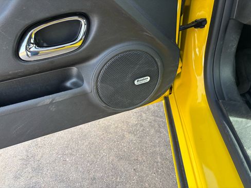 Used 2010 Chevrolet Camaro LT w/ RS Package image 12