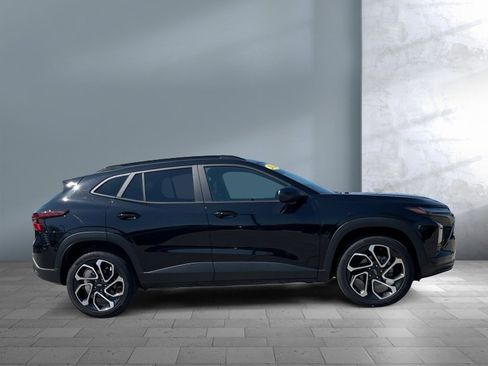 Used 2024 Chevrolet Trax RS image 13