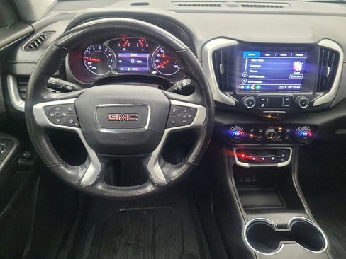 Used 2022 GMC Terrain SLT w/ Elevation Edition image 22