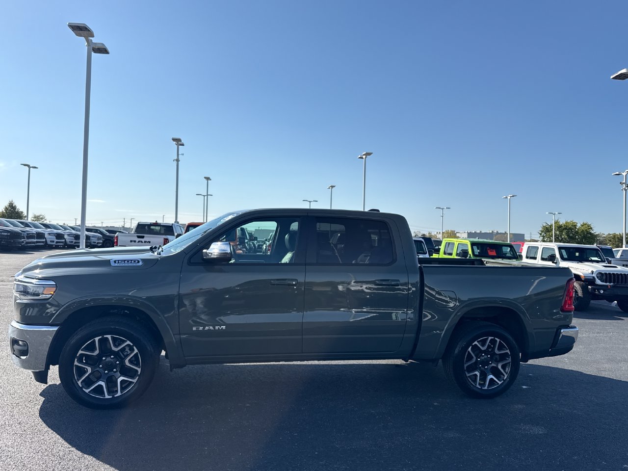 Used 2026 RAM 1500 Laramie AWD/4WD image 6