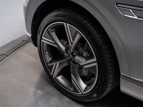 New 2026 Genesis GV80 3.5T Prestige AWD/4WD image 12