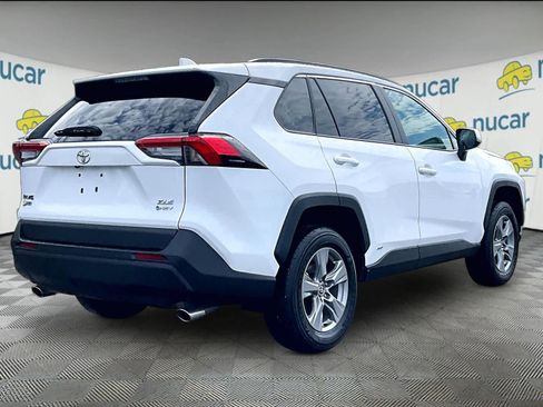 Used 2025 Toyota RAV4 XLE image 6