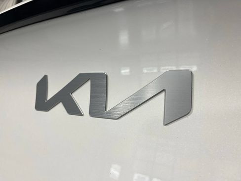 Used 2025 Kia Sportage EX w/ EX Premium Package AWD/4WD image 40