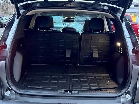 Used 2020 Ford Escape Titanium image 15