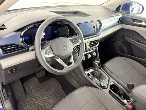 Used 2023 Volkswagen Taos SE AWD/4WD image 11